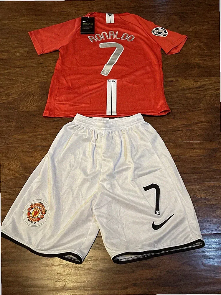 Manchester United Soccer Jersey Size Xs 4-5 Years for Kids Cr7 RONALDO