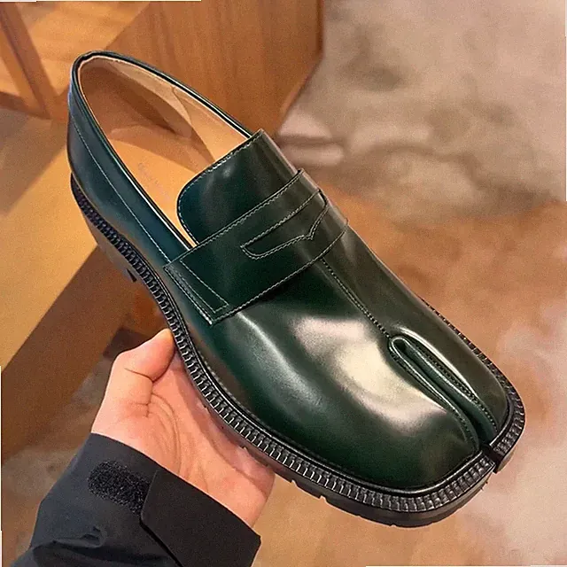 Men Loafers Single Casual Shoes Couple Patent Leather Boots Tabi Split Toe Green