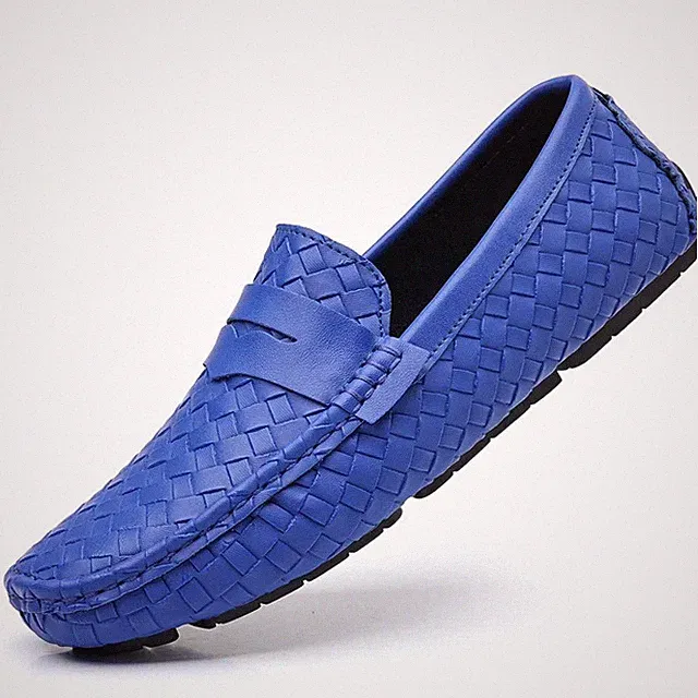 Men New Handmade Loafers Fashion Moccasins PU Leather Shoes Flat Travel Sneakers