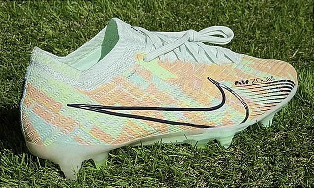 Men’s 6.5 Nike Zoom Mercurial Vapor 15 Elite SG Pro AC Soccer Cleats DJ5168-344