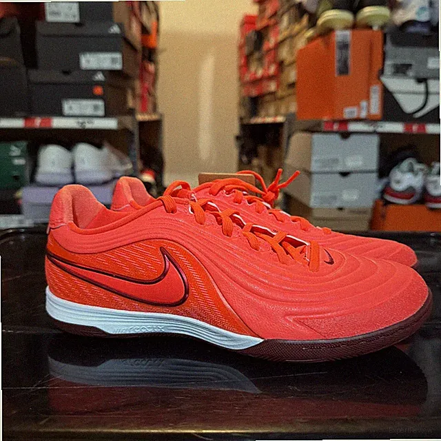 Men’s 7.5- Nike Tiempo ReactGato IC Bright Crimson Indoor Soccer Shoe HQ3159-660