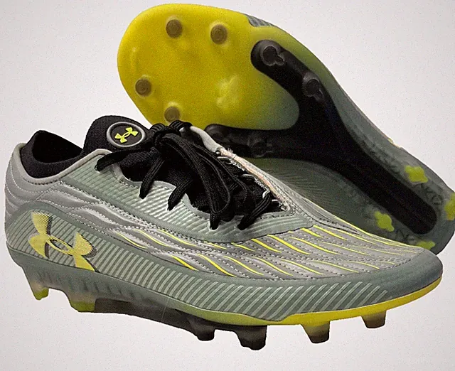 Men’s 7.5 - Under Armour Magnetico Elite 4 FG Cleats 3027700-348 Green - No Box