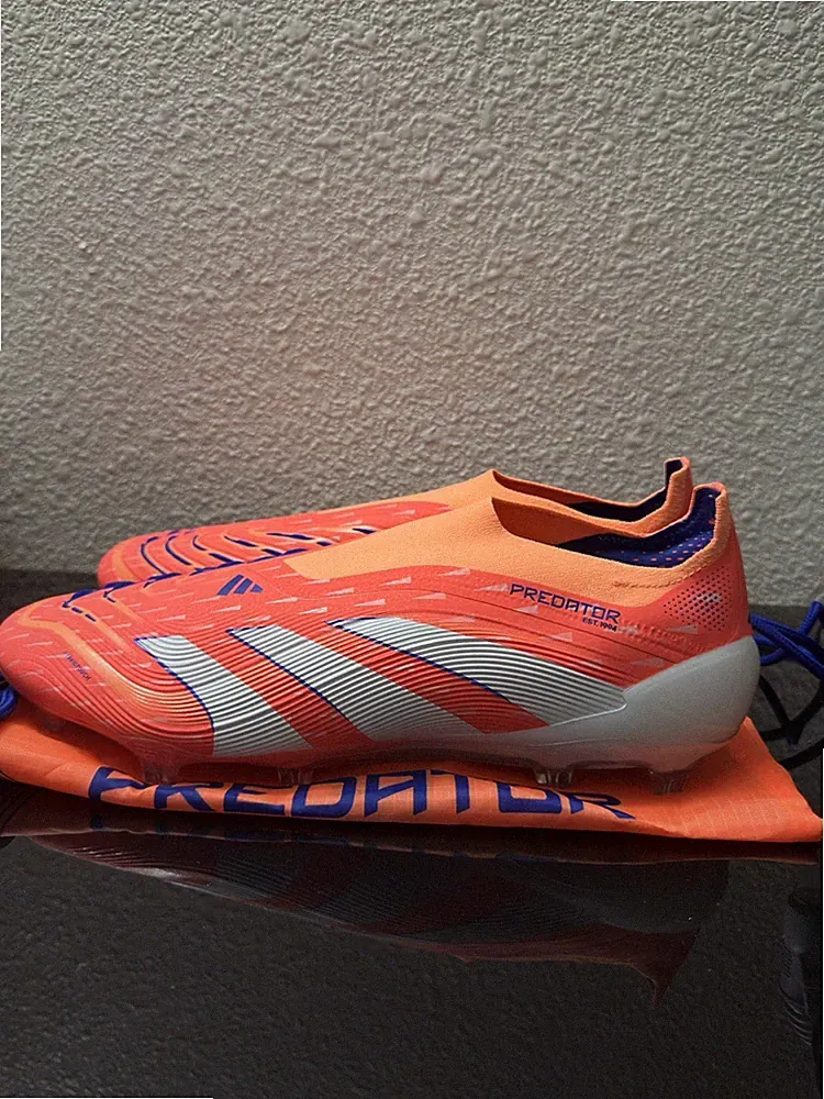 Men's Adidas Predator Elite Laceless FG Soccer Cleats Style JI1076 Size 13.5