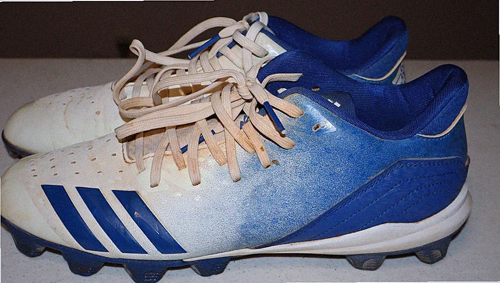 Men's adidas Soccer Cleats White & Blue Size 9.5