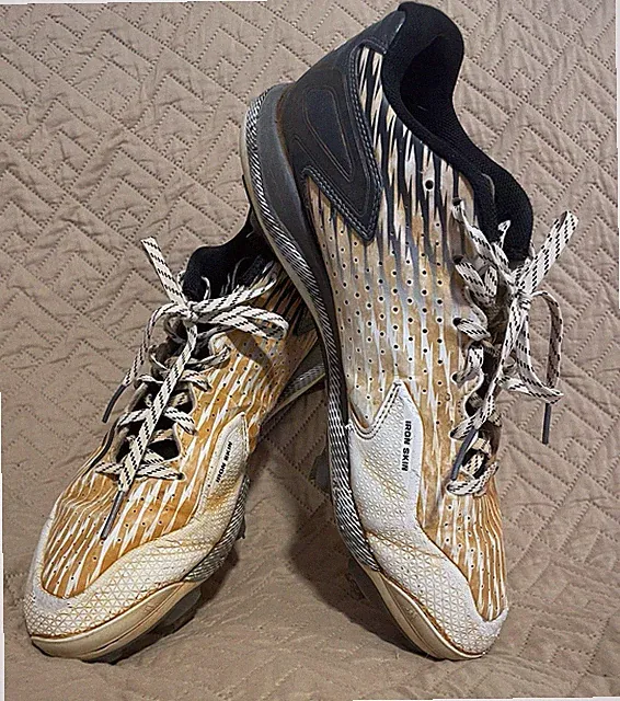 Men’s Baseball Soccer Cleats Size 12 1/2 Adidas Vintage