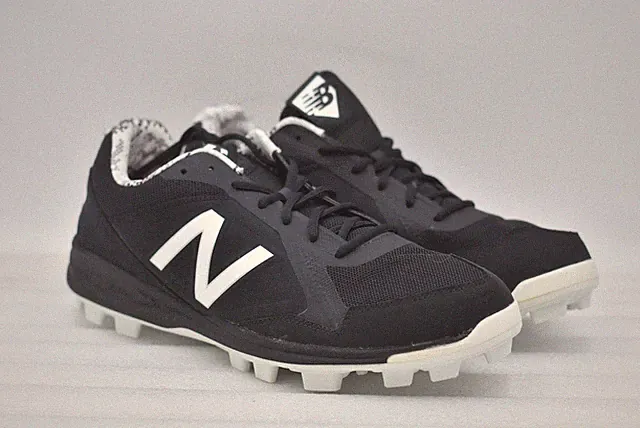 Men's New Balance Tupelo Low Cut Molded Baseball Cleats Black Size 16 2E Wide