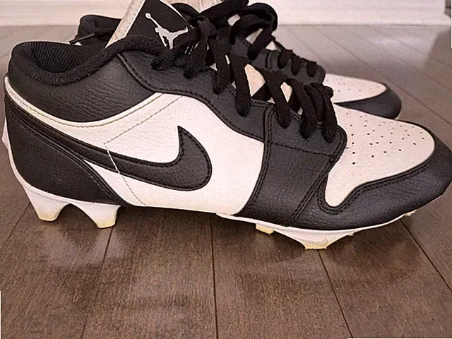Men’s Nike Jordan Cleats