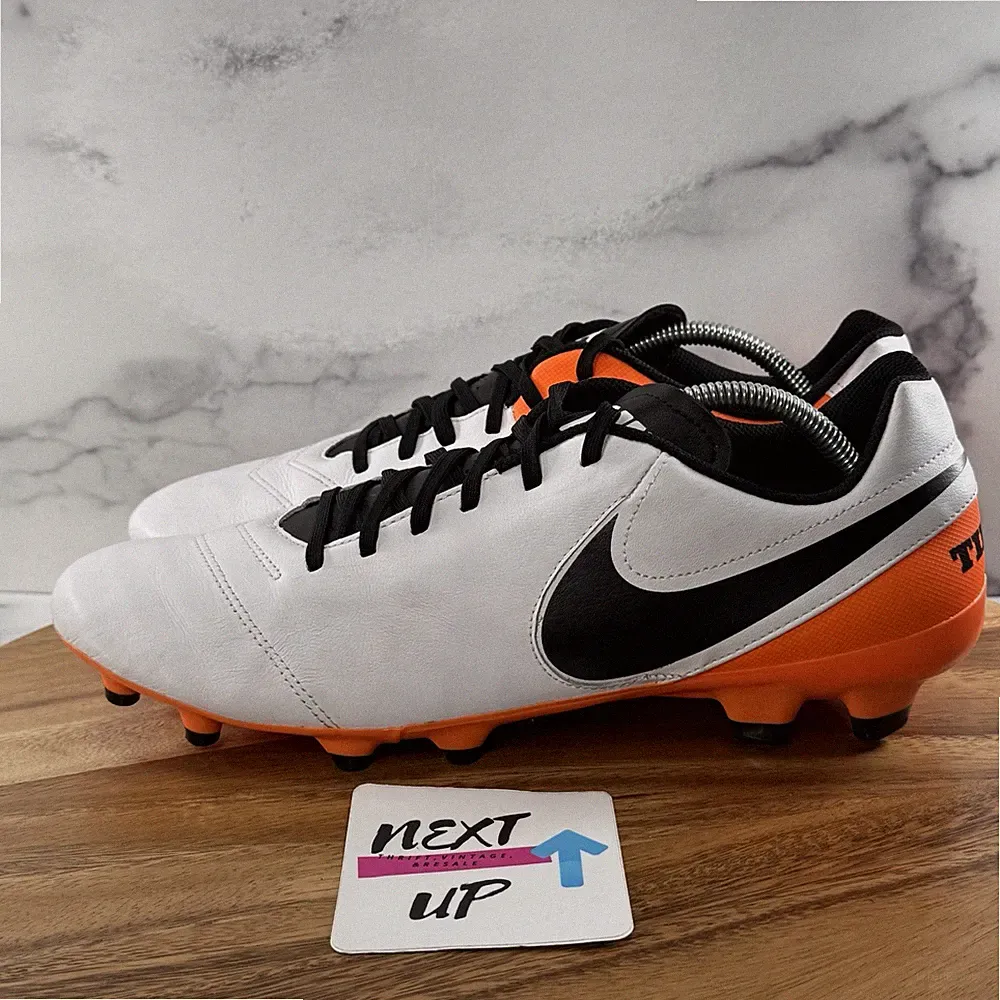 Men’s Size 12-Nike Tiempo Genio II Leather Firm Ground Soccer Cleats 819213-108