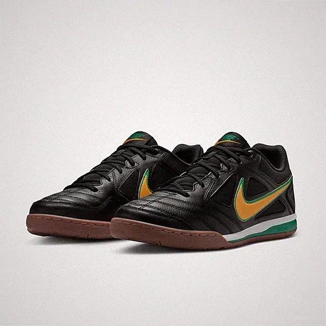 Men’s Size 13 - Nike Gato Soccer Indoor Court IC Brazil IB8509-001