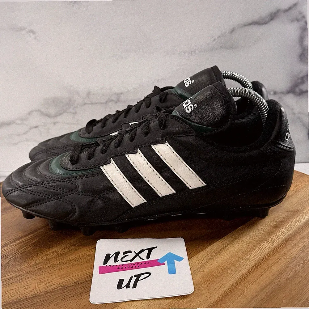 Men’s size 8.5-Vintage Adidas Torra II Liga Soccer Cleats Black/White/Green EUC