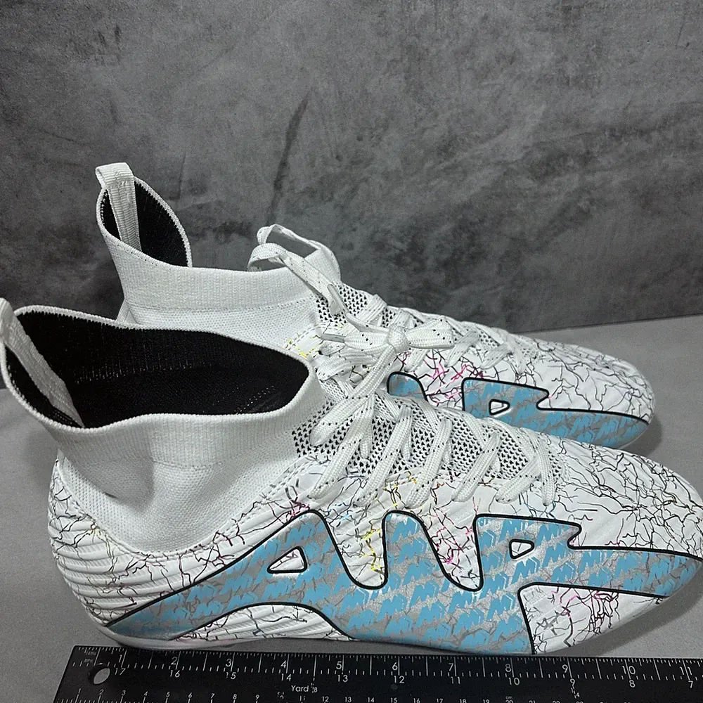 Men’s Soccer Cleats EU 45 US 9.5 – 29 CM Insole