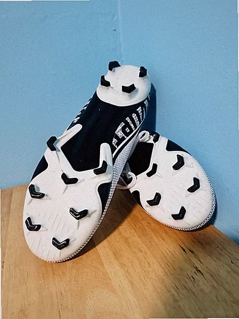 Men's Soccer Cleats - Selling