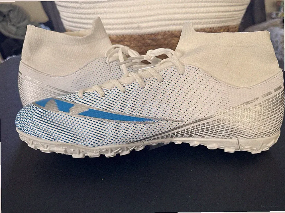 Men's Soccer Cleats Size US 12, EU 46 White/Blue - New Unbranded