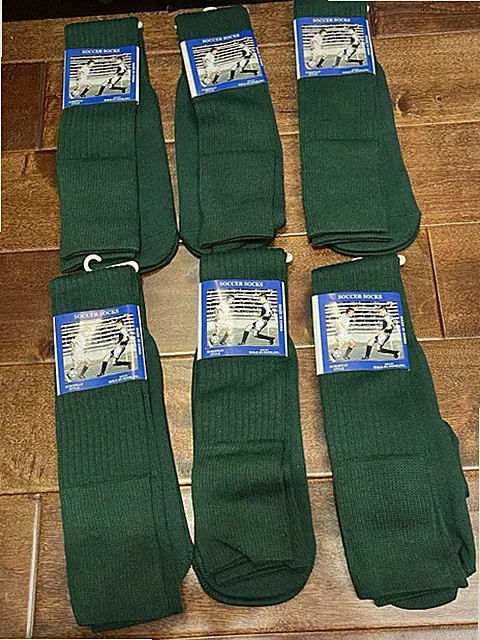 Men’s Soccer Socks Lot 6 Pairs Dark Green Fits Shoe Size 4–10 Sock Size 9-11 NWT