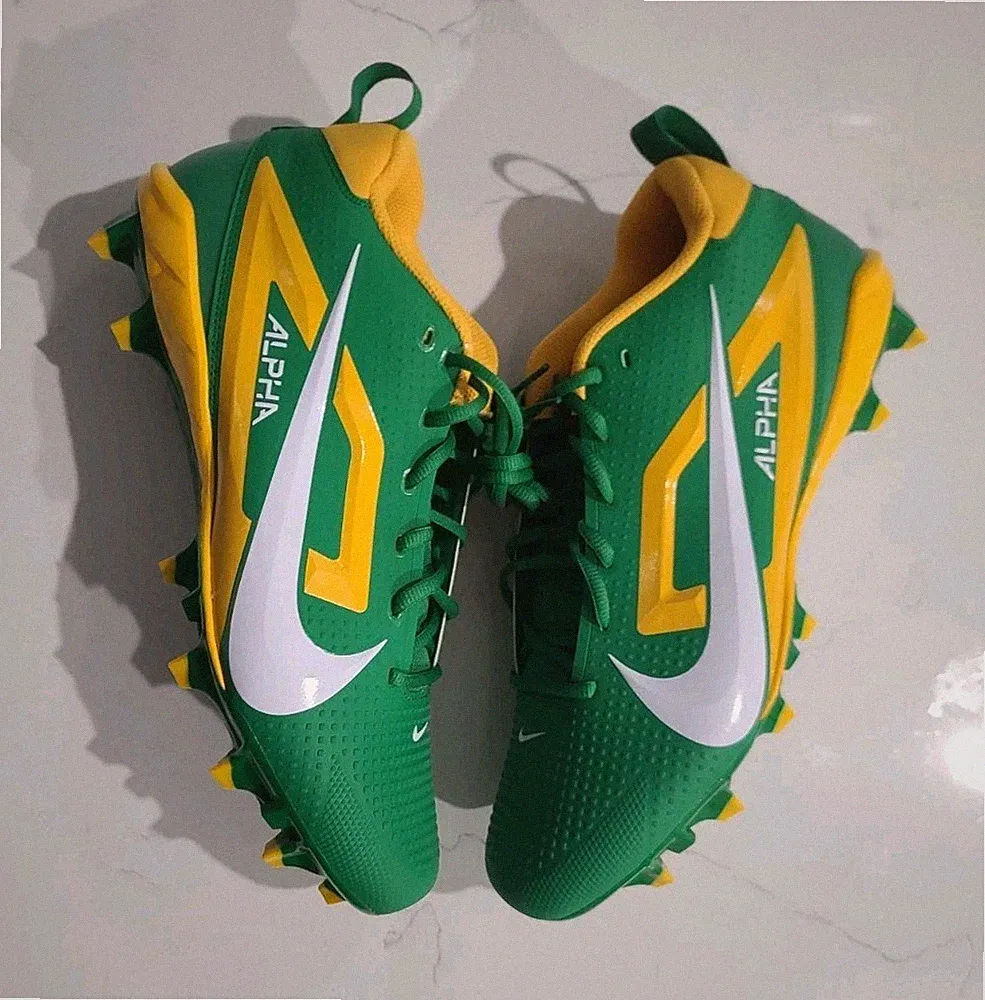 Men Size 12.5 Wide Nike Oregon Ducks PE Alpha Menace Elite Green Football Cleats