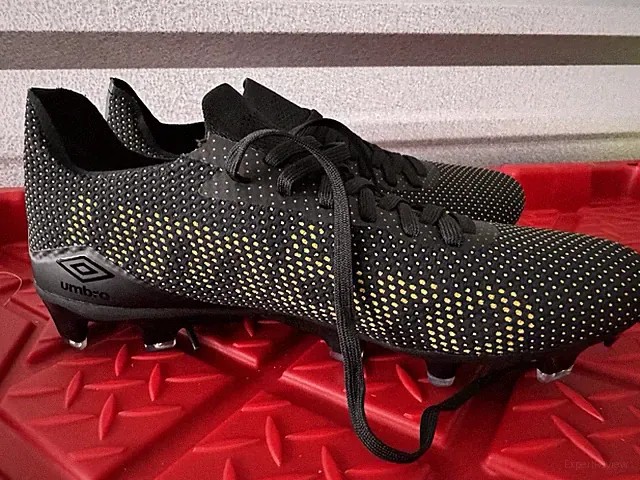 Men Size 8.5 Black Gold Umbro Velocita Matrix Premier FG Soccer Cleat 82059U MU4