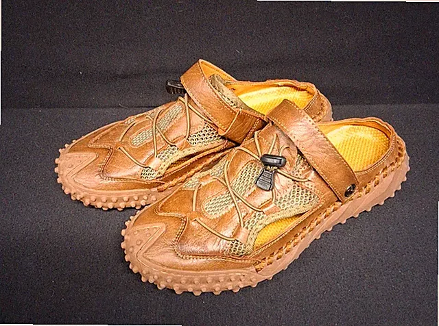 Men SZ 41 Outdoor Sandals Slides Clogs Water Shoes Casual Flat Beach Footwear