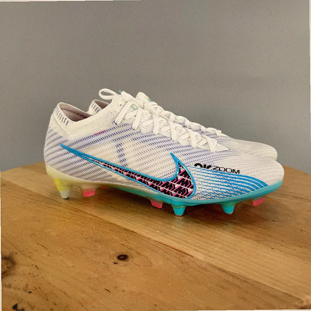 Mens 7.5 / Womens 9 - Nike Mercurial Vapor 15 Elite SG Pro ‘Blast Pack’ Cleats