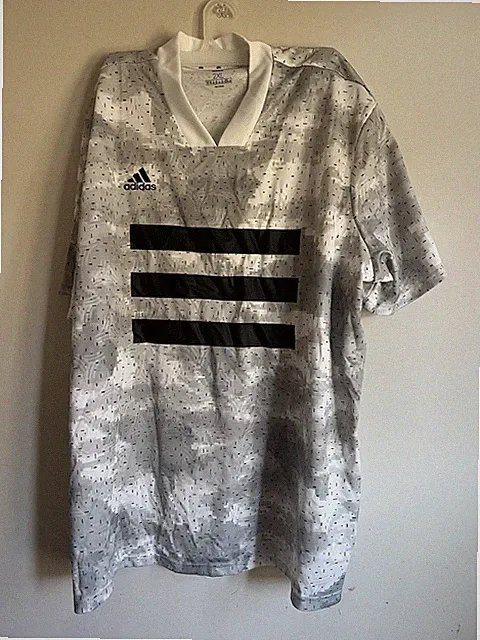 Mens Adidas White and Gray Football (Soccer) Jersey Size 2XL