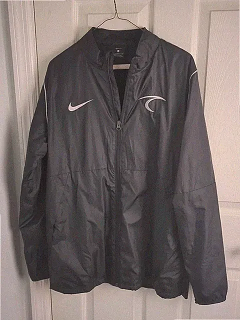 Mens Large Nike Jacket (SURF Soccer)