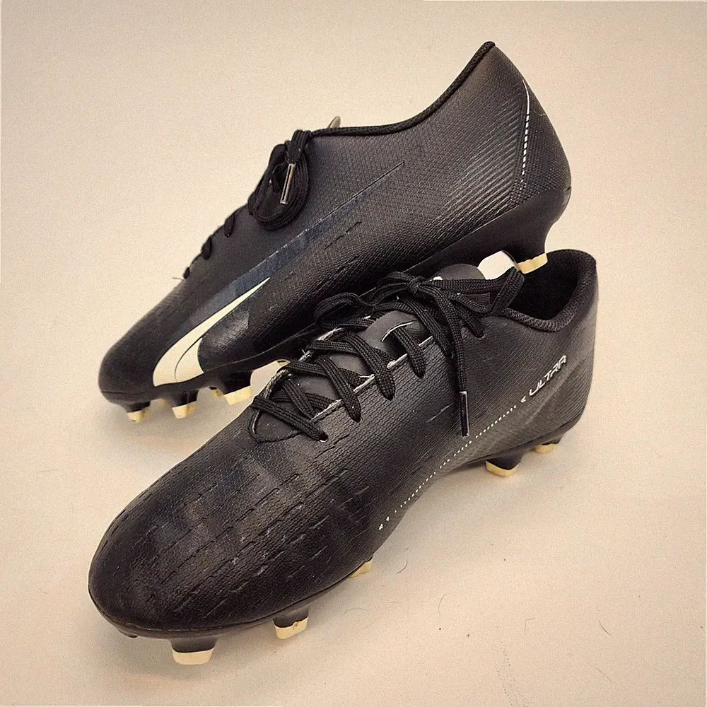 Mens Puma Size 7.5 Ultra Play Firm Artificial Ground Soccer Cleats Futbol