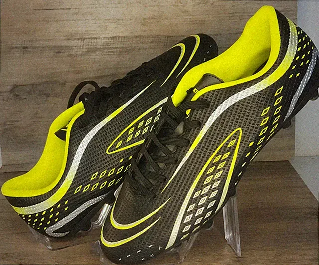 Mens Size 12 - Geers Soccer Cleats by Dream Seek