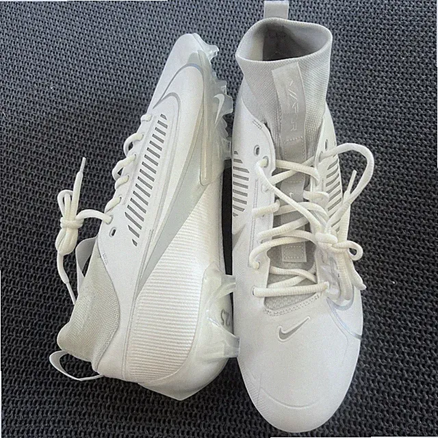 Mens Size 13.5 Nike Football Cleats Vapor Edge Pro 360 2 White Silver DA5456-100