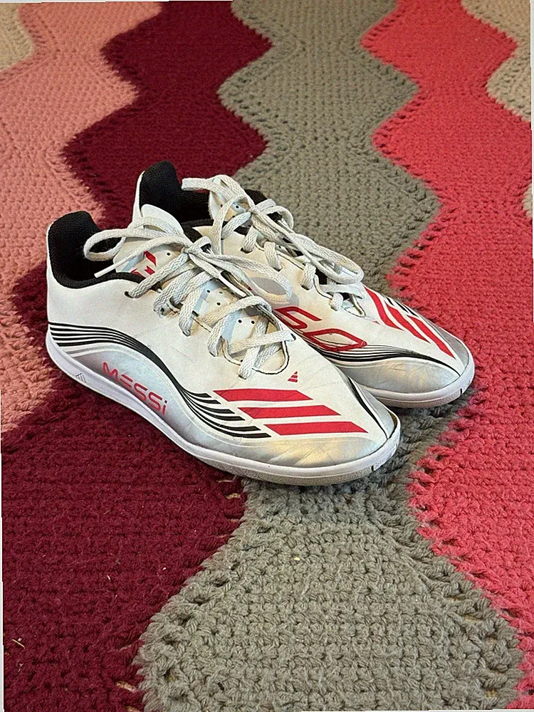 Messi F50 Adidas Indoor Soccer Cleats Size 4 EU 36