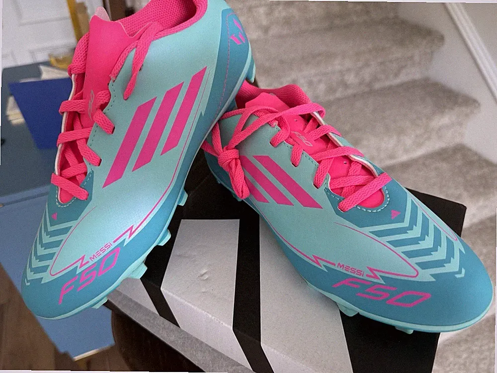 Messi F50 Club Soccer Cleats Size 5.5M/7W/5.5Y
