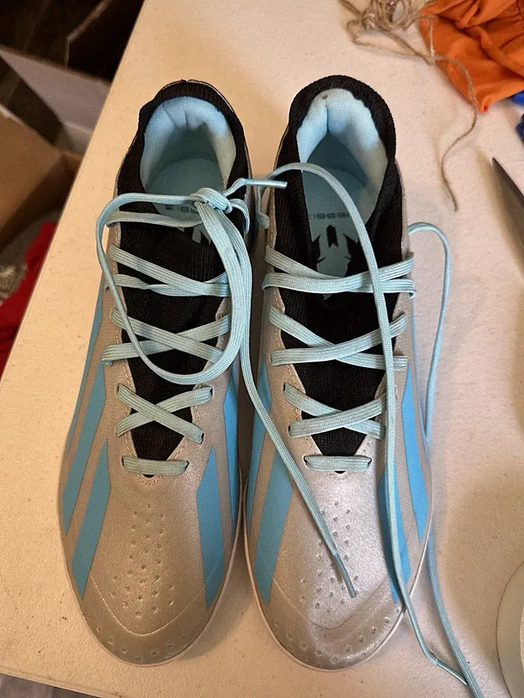 Messi Indoor Soccer Cleats Adidas Size 7 Men's Soccer Shoes