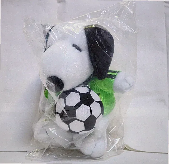 MetLife Peanuts Snoopy Green Jersey & Soccer Ball Promo #06' Stuffed Plush 5"