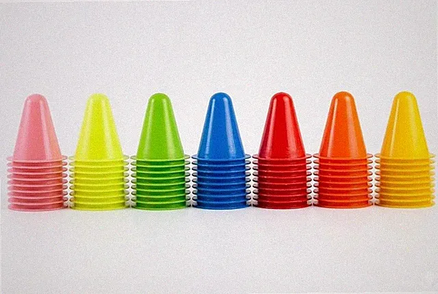 Mini Agility Cones for Kids Sports,Indoor Outdoor Training (3 inch,7 Colors,...