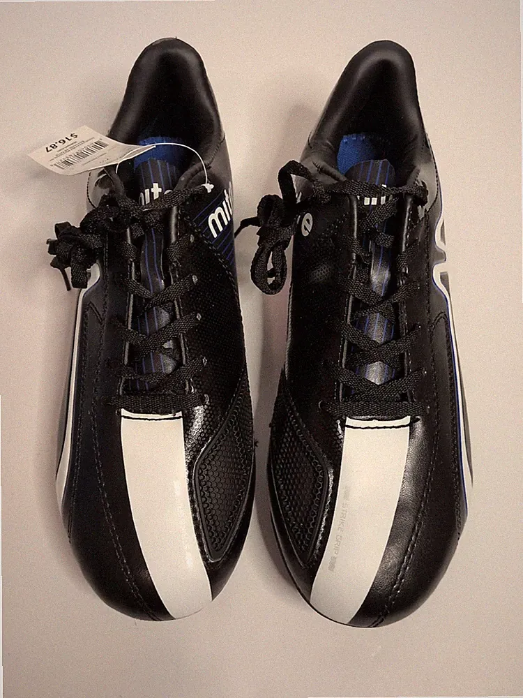 Mitre Soccer Cleats Men's Size 7.5 New Without Box With Small Defect