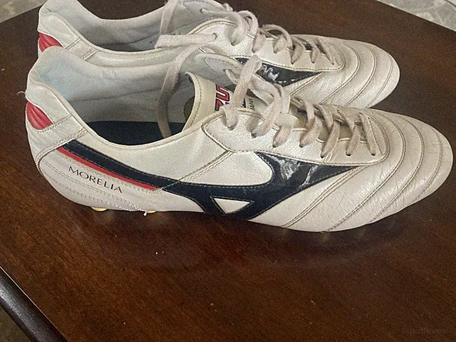 Mizuno Morelia 2 MIJ Kangaroo Leather Soccer Cleats White Black Red