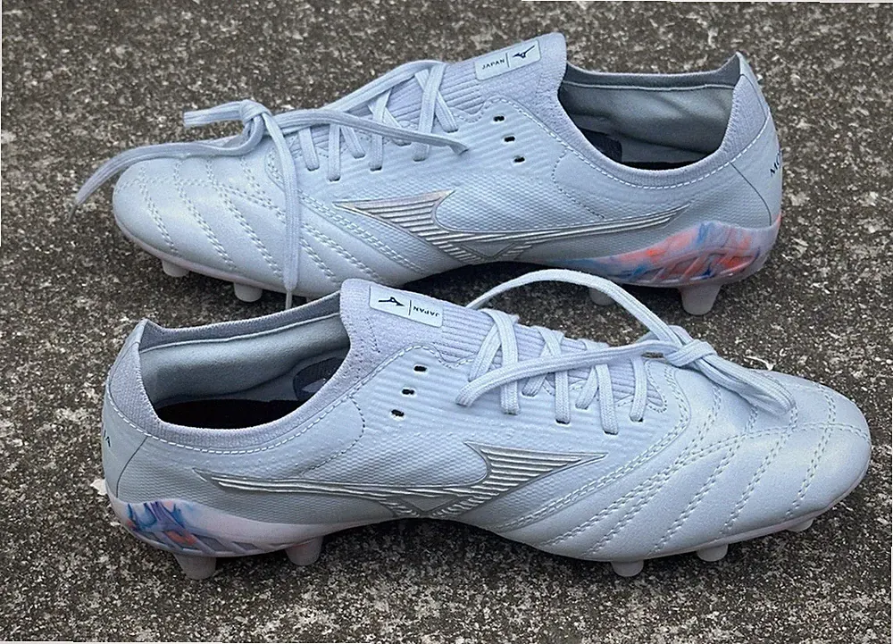 Mizuno Morelia Neo 3 Beta Size US 10.5 Soccer Shoes Cleats White