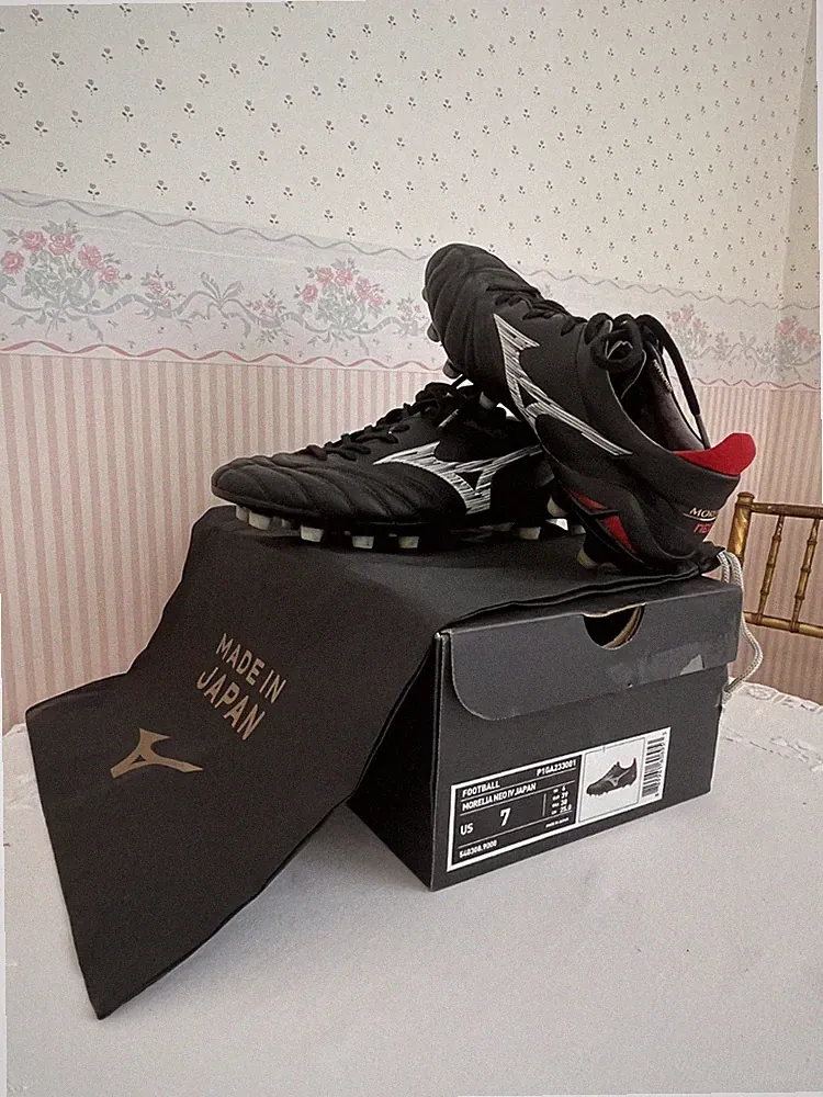 Mizuno MORELIA NEO black Made in Japan soccer cleats US size 7