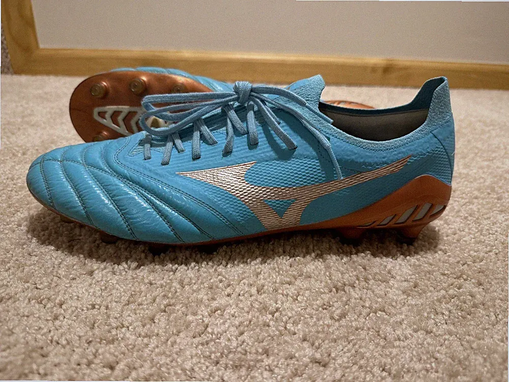 Mizuno Morelia Neo III Elite / M 11.5 / FG Cleats World Cup