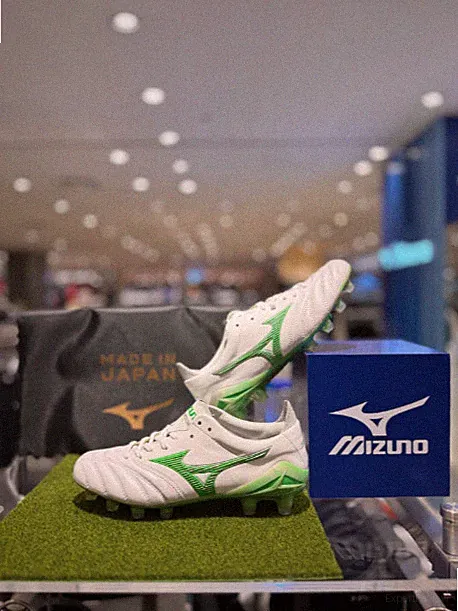 Mizuno Morelia Neo IV Japan Men Soccer Cleats Natural Leather MD P1GA253037