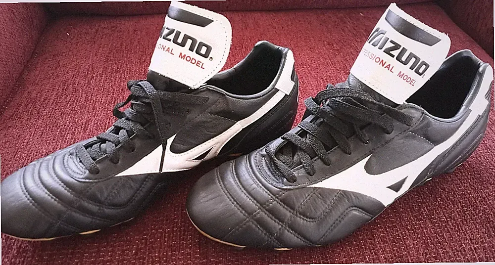 Mizuno Vintage EURO PRO SOCCER CLEATS Size 11 men Made Italy-Free shipping!!