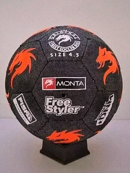 Monta Freestyle / Street Ball Size 4.5 Soccer Ball
