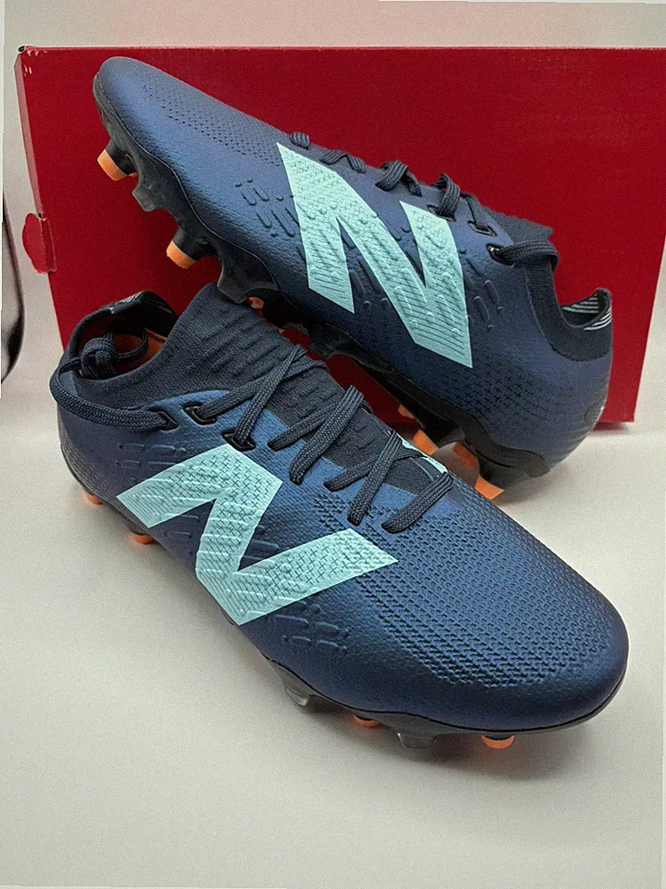MSRP $215 New Balance Tekela Pro Low V4+ Mens Size 8 Wide 2E Soccer Cleats Blue