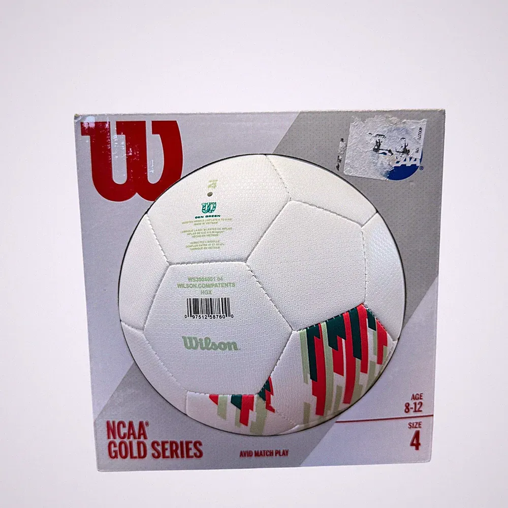 NCAA Wilson Gold Series Avid Match Play Vanquish Soccer Ball size 4 (age 8-12)