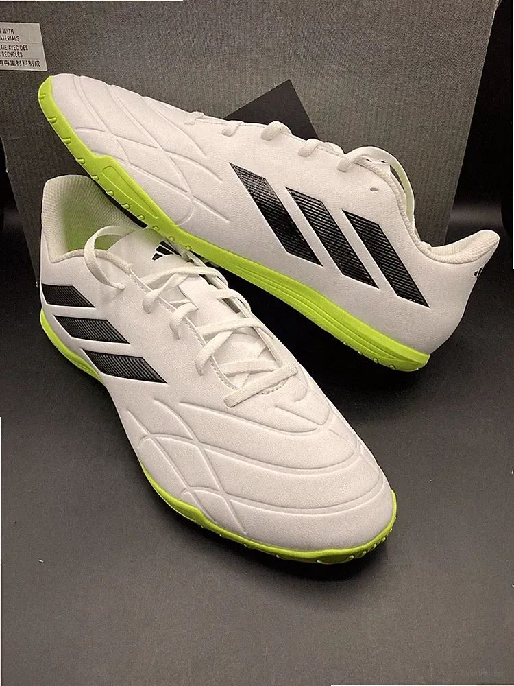 New adidas Copa Pure.4 IN White Black Indoor Soccer Cleats Mens Size 11.5 GZ2537