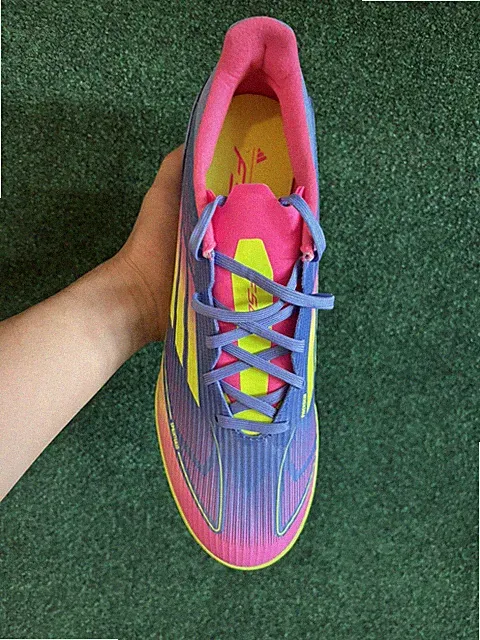 New Adidas F50 League Turf Pink Soccer Shoes IE1230 Mens SZ 10.5 Box missing lid