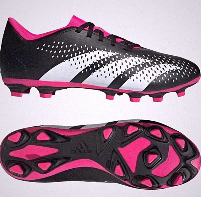 NEW Adidas GW4604 Predator Accuracy .4 Flexible Ground Soccer Cleats Men's 10.5