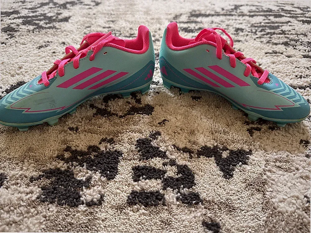 New Adidas Kids Messi F50 Soccer Cleat US Size 1.5