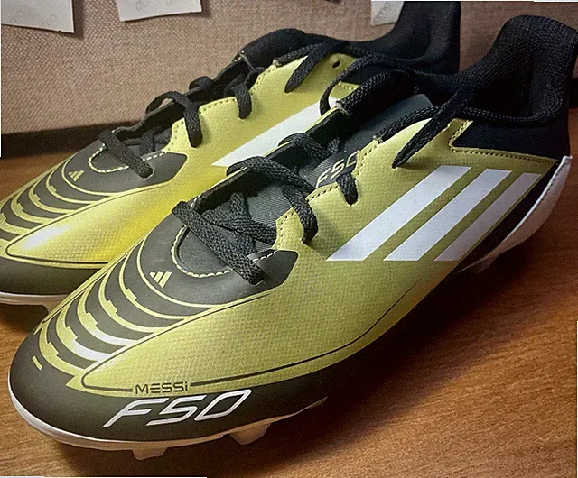 NEW Adidas Men's Messi F50 Pro FG Lace Up Soccer Cleats Gold/Black Size 10
