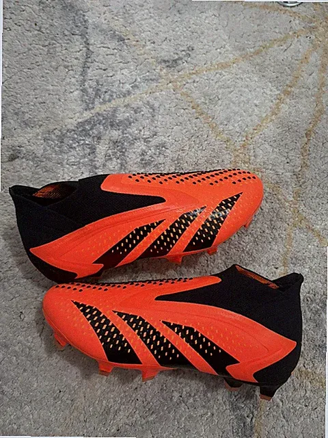New Adidas Predator Accuracy+ FG Mens Orange Black Soccer Cleats GW4560 Size 9