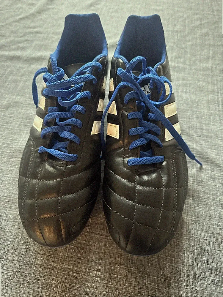 New Adidas soccer Cleats Size 11 1/2
