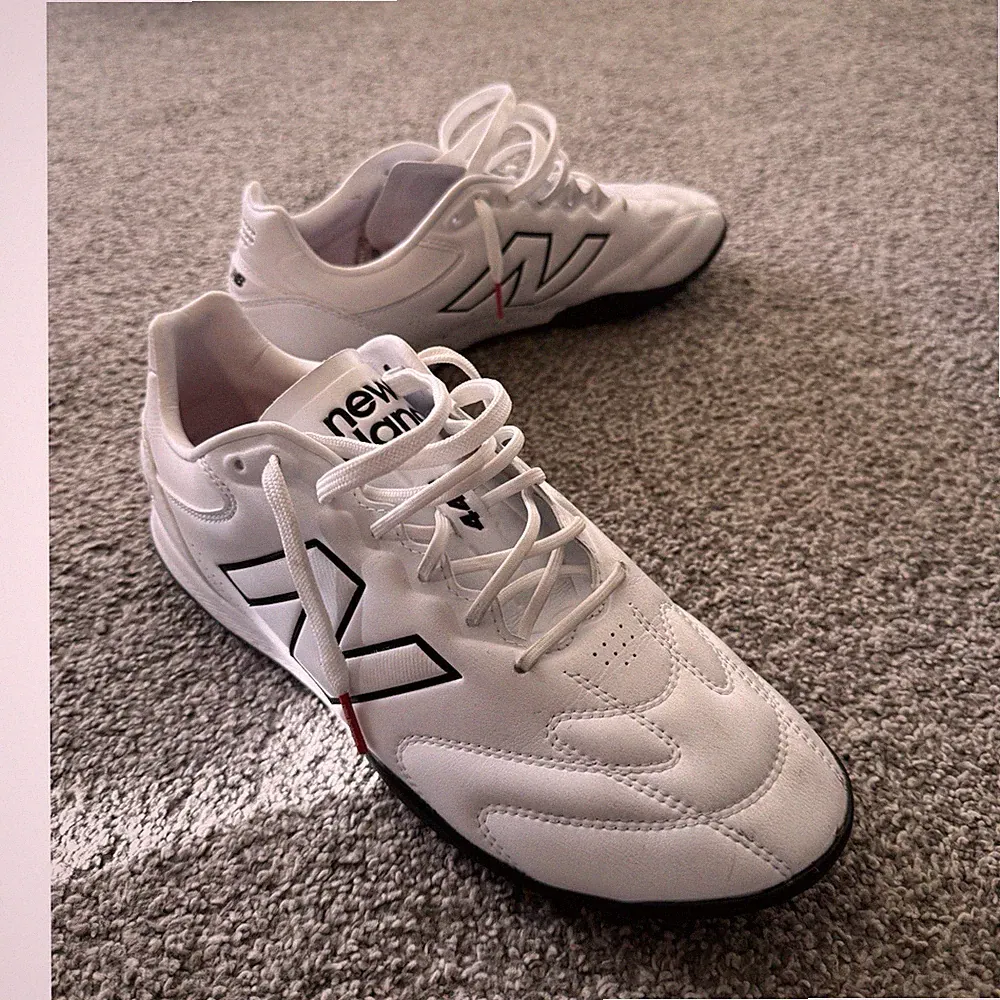 New Balance 442 Pro V3 Turf Soccer Cleats Shoes White/Black Size 10